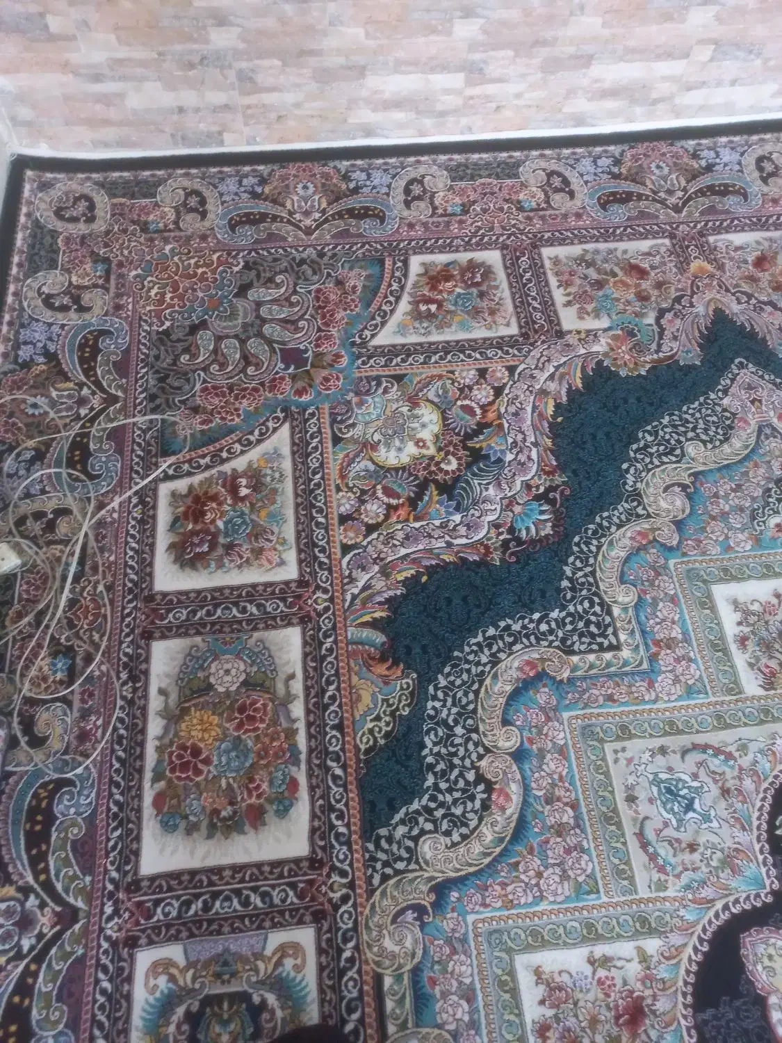 یک جفت فرش ۷۰۰شانه حوض نقره سرمه ای|فرش|ورامین, ورامین|دیوار