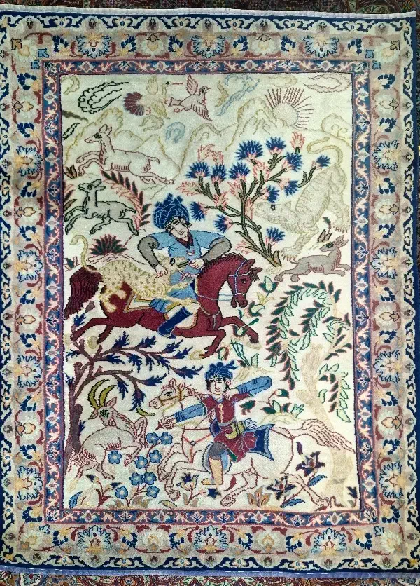 مجموعه فرش ابریشم دست‌باف، سالم و کم‌کارکرد|فرش|رشت, نیکمرام|دیوار