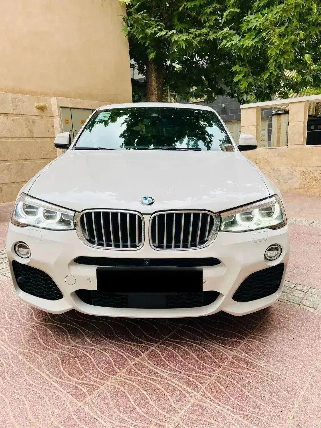 Bmw x4 فول ۶ رادار بیرنگ بسیار تمیز|خودرو سواری و وانت|تهران, سعادت‌آباد|دیوار