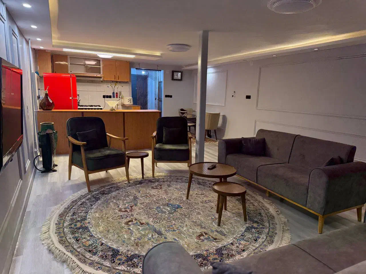 اجاره روزانه هفتگی ماهانه سوییت آپارتمان مبله۲۱۱|اجارهٔ کوتاه‌مدت آپارتمان و سوئیت|مشهد, هفت تیر (آب و برق)|دیوار