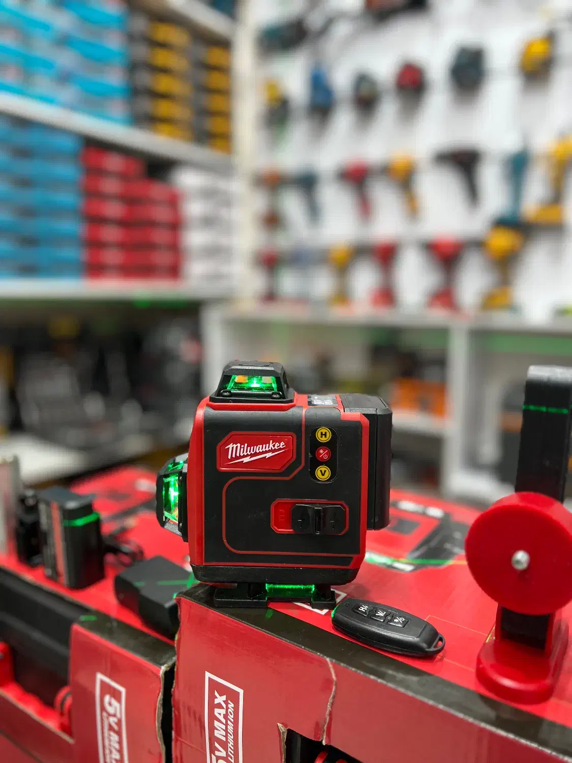 تراز لیزری ۳۶۰ درجه میلواکی|ابزارآلات|اردبیل, |دیوار