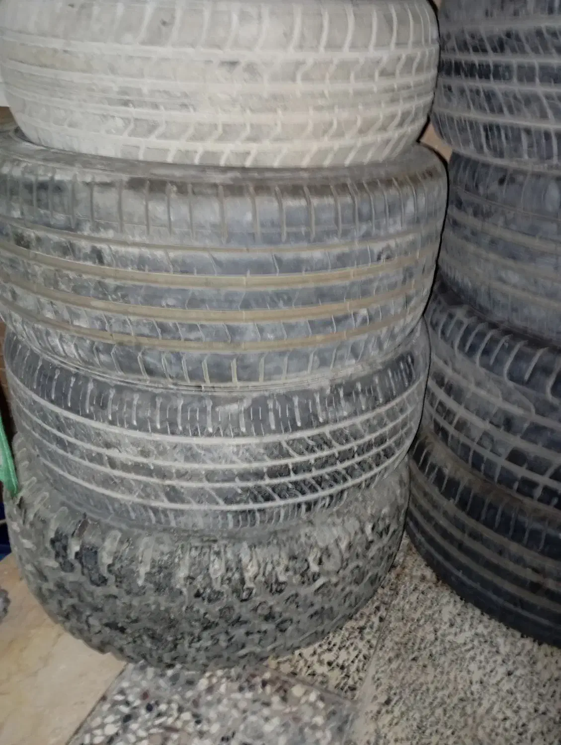 لاستیک سایز 16. 17|قطعات یدکی و لوازم جانبی|اصفهان, طامه|دیوار