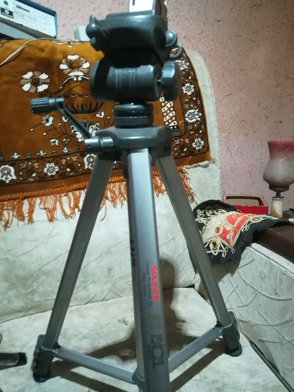 سه پایه دوربین حرفه ایی|دوربین عکاسی و فیلم‌برداری|زاهدان, |دیوار