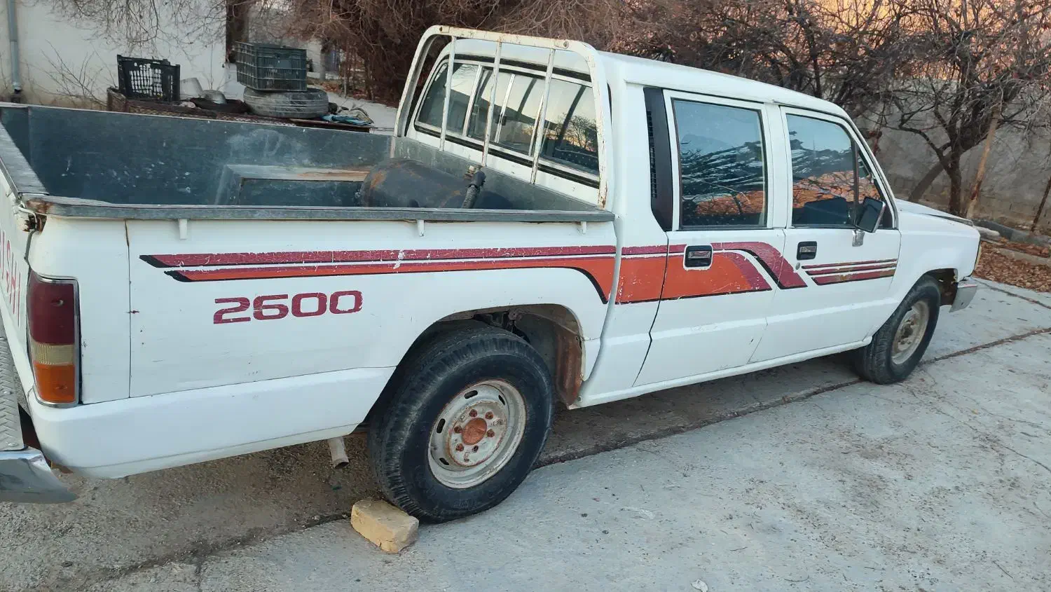 وانت دوکابین میستوبیشی|خودرو سواری و وانت|درودزن, |دیوار