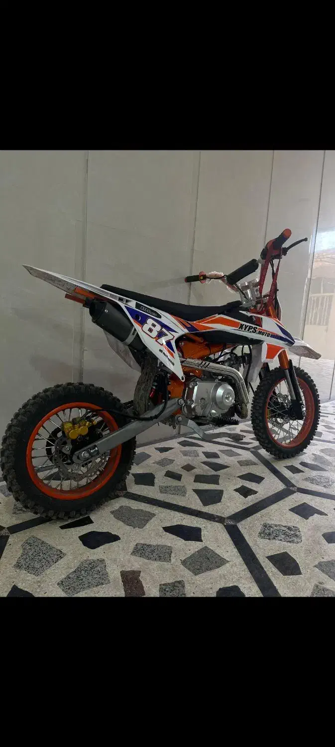 طرح کراس|موتورسیکلت|گتوند, |دیوار