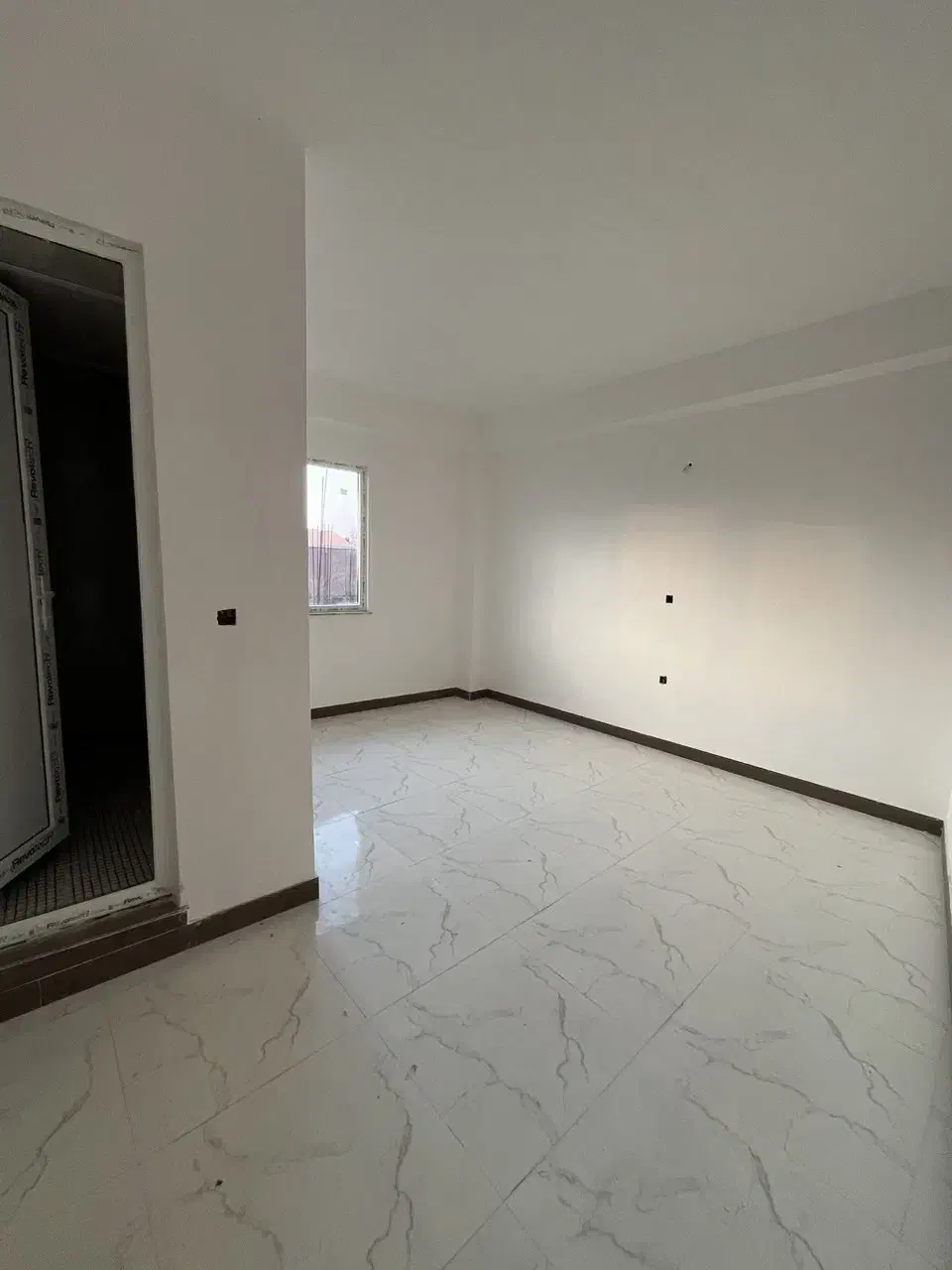 فروش واحد ۱۴۸ متر مربع طبقه اول|فروش آپارتمان|سیاهکل, |دیوار