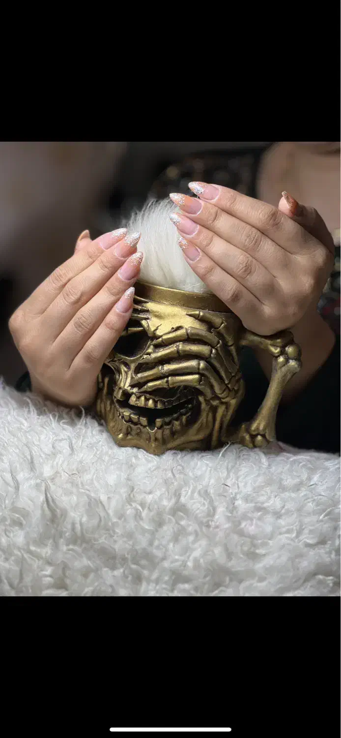 جشنواره اموزش و خدمات کاشت ناخن ۸۰۰ هزارتومن|خدمات آرایشگری و زیبایی|تبریز, |دیوار