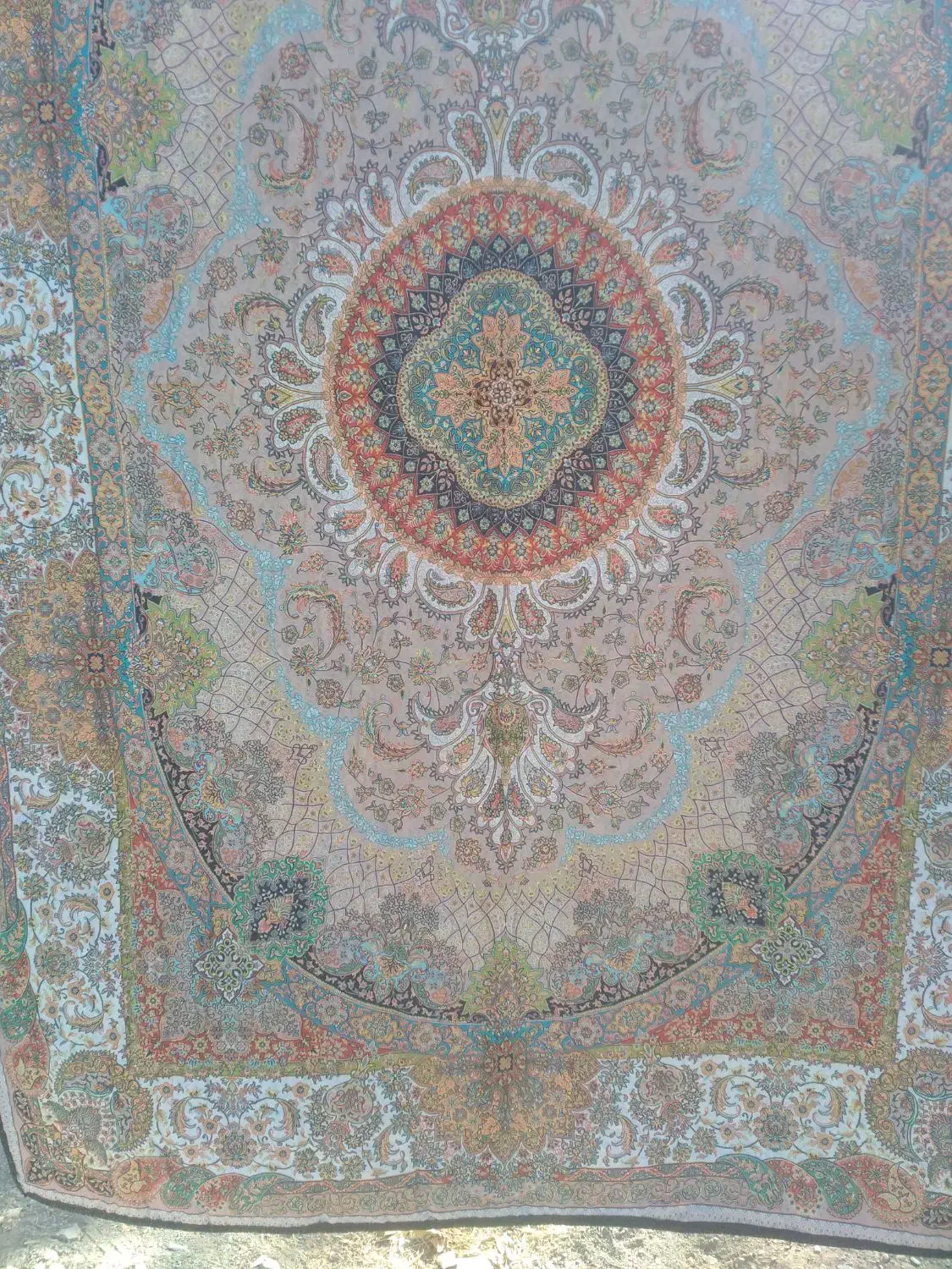 قالیچه و دَم دَری های نَمدی|فرش|نیشابور, ده حلاج|دیوار