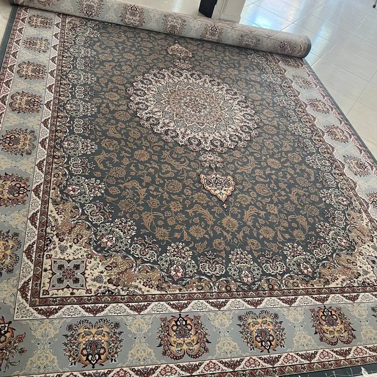 ۳ تخته فرش ۹ متری نو. تخفیف جزئی.|فرش|مبارکه, |دیوار