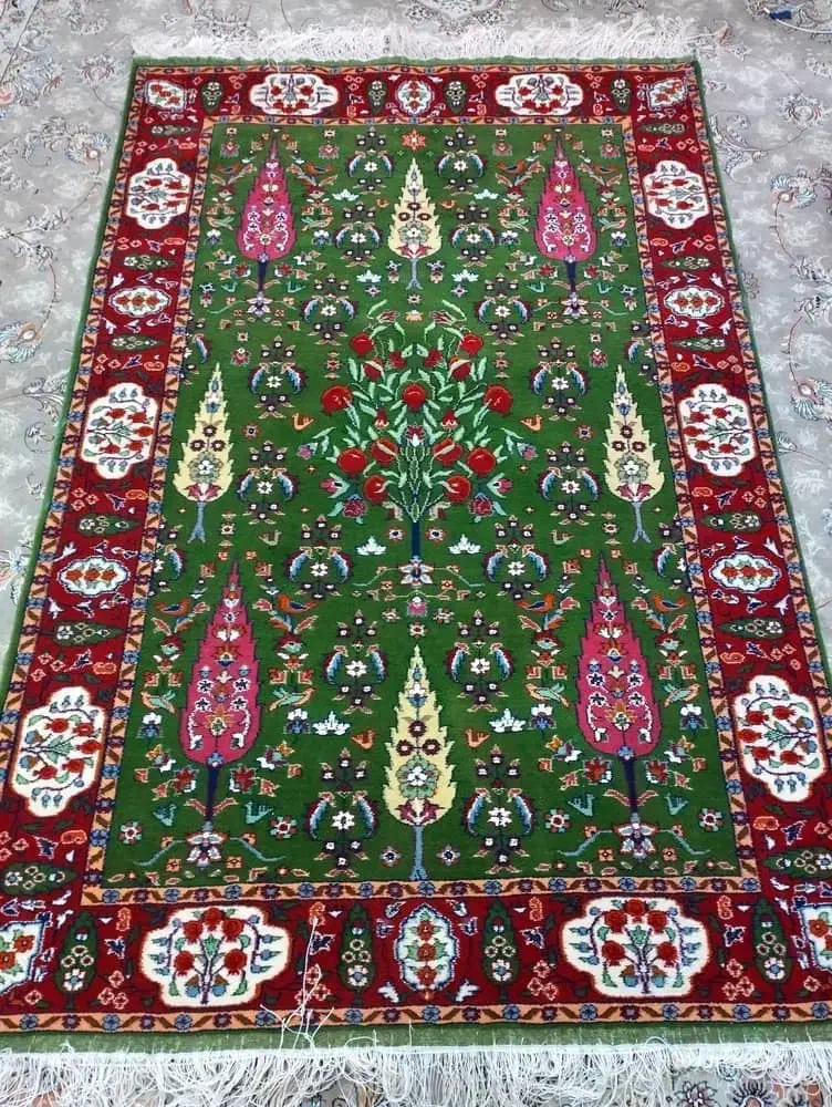 بلک فرایدی فرش دستباف ۵۰ درصد|فرش|کرج, چهارصد دستگاه|دیوار