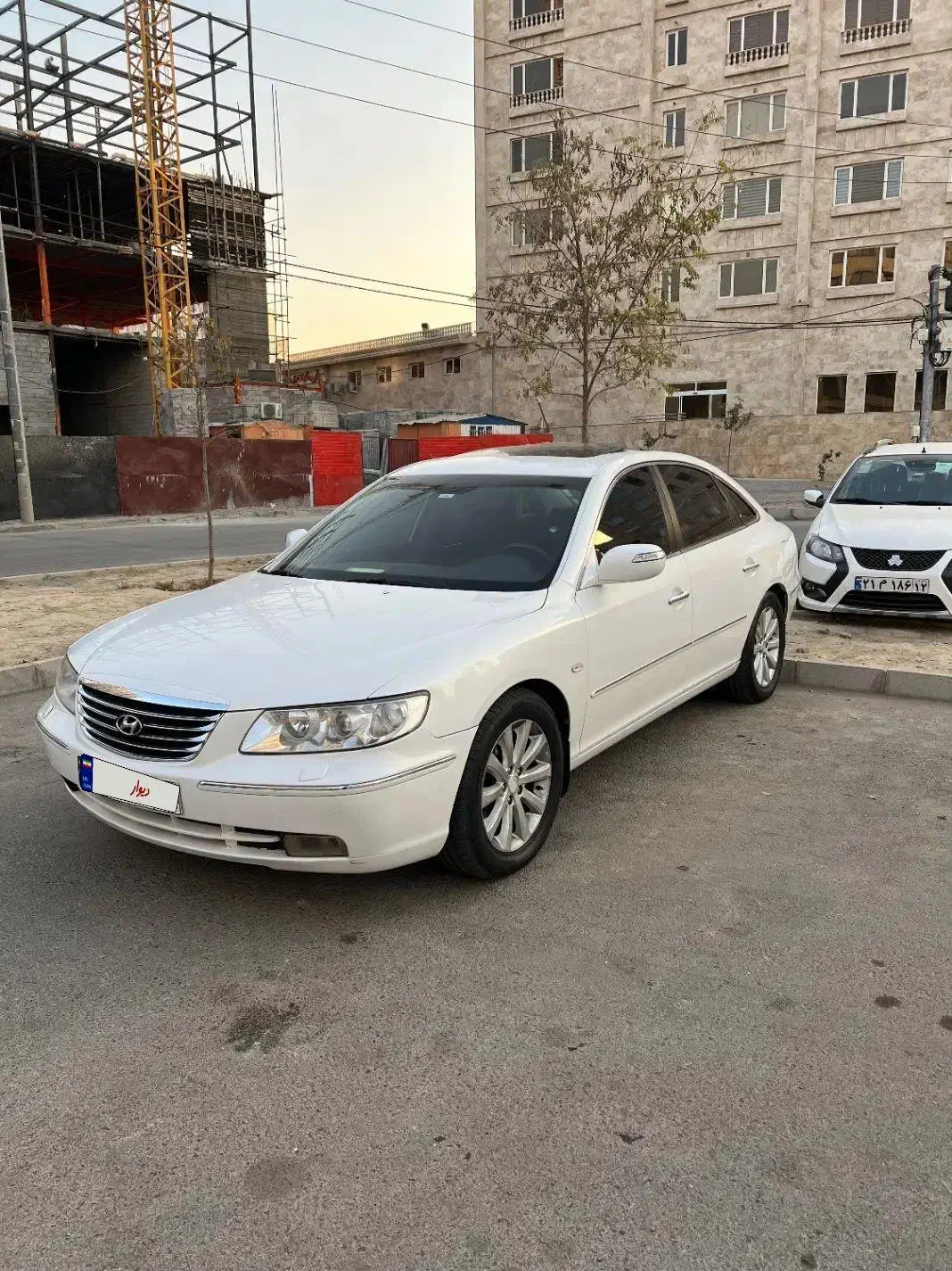 آزرا ۲۰۰۹فول با چراغ شور و زنون بدون رنگ و گیریسی|خودرو سواری و وانت|مشهد, آزادشهر|دیوار