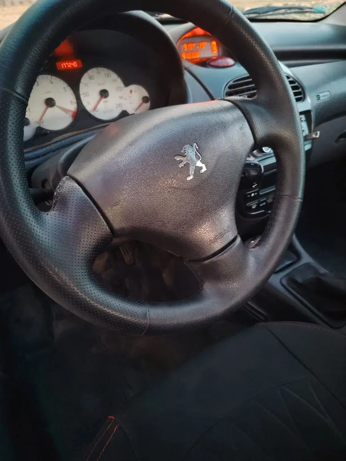 206|خودرو سواری و وانت|برخوار, |دیوار