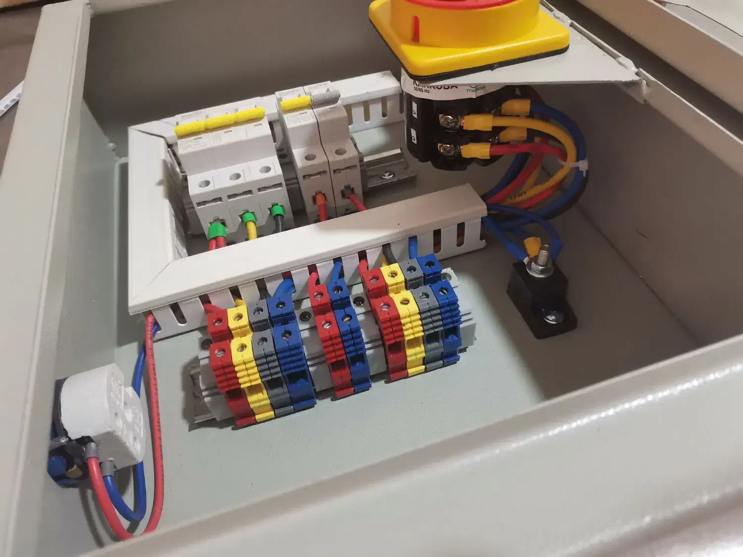 برقکار و جوشکار سیار و ثابت|خدمات پیشه و مهارت|شهرکرد, |دیوار