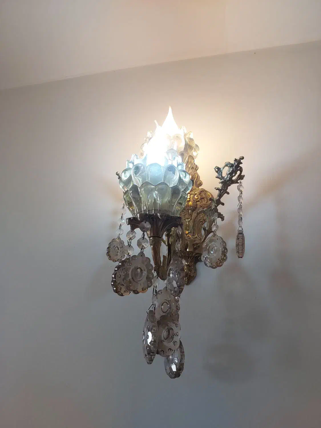 شیشه لوستر|لوستر و چراغ آویز|تهران, صاحب الزمان|دیوار