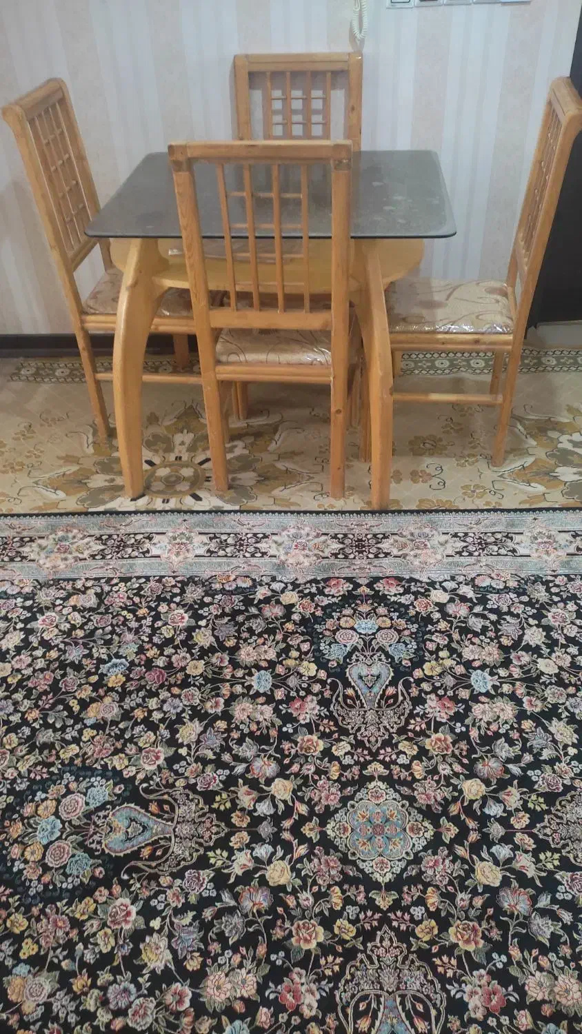 نهار خوری چهار نفره سالم|میز و صندلی غذاخوری|سنندج, |دیوار