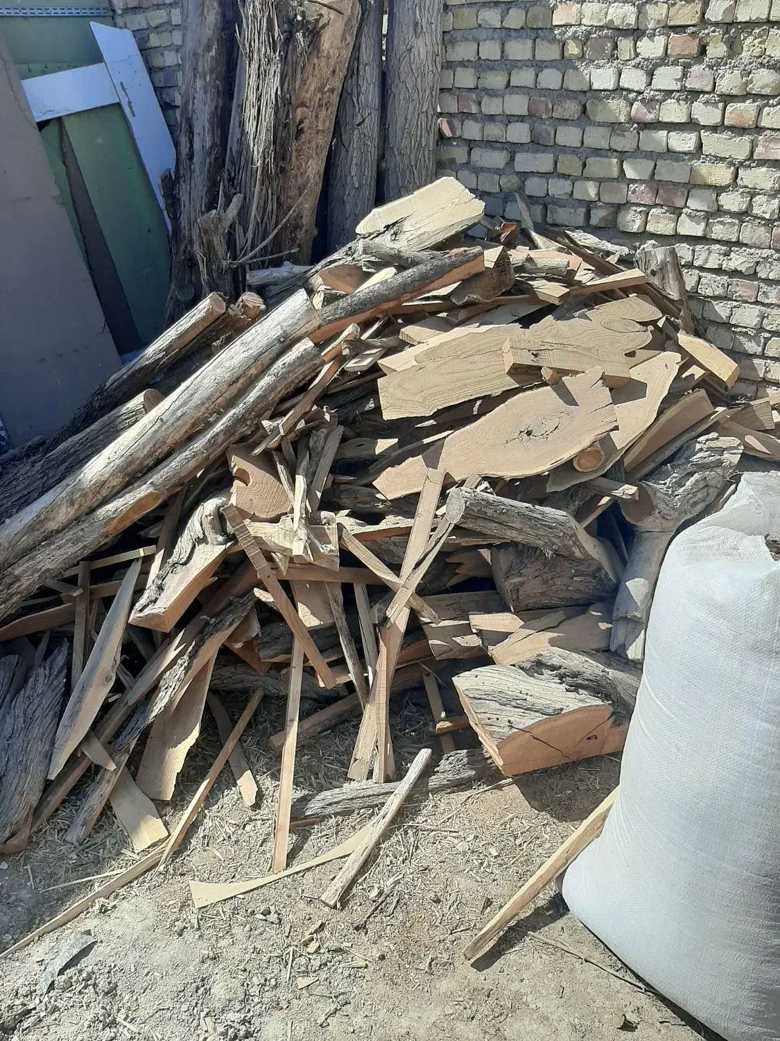 چوب هیزمی|عمده‌فروشی|اژیه, |دیوار