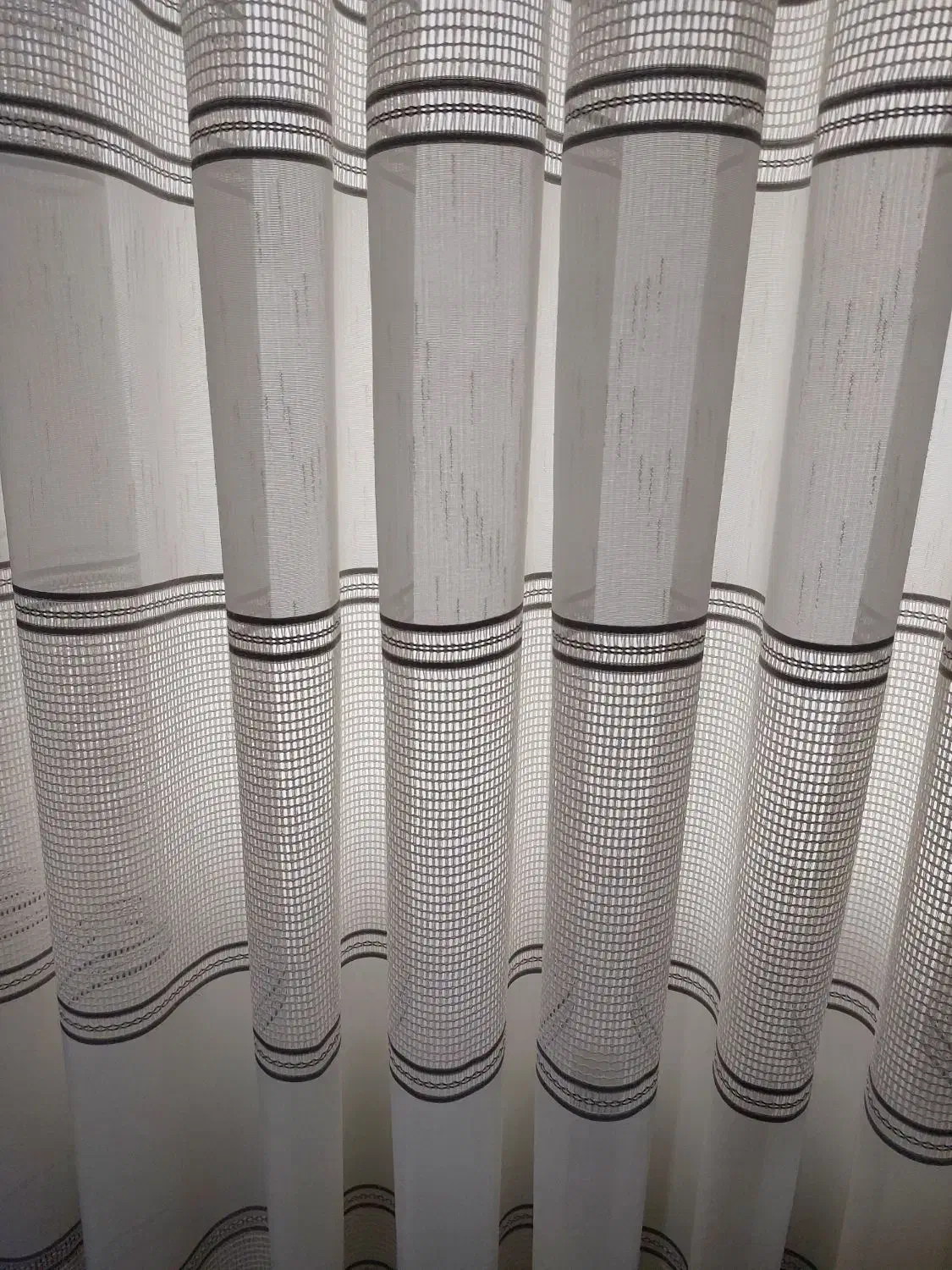 پرده پانچ|پرده، رانر، رومیزی|لاهیجان, کوی آزادگان|دیوار