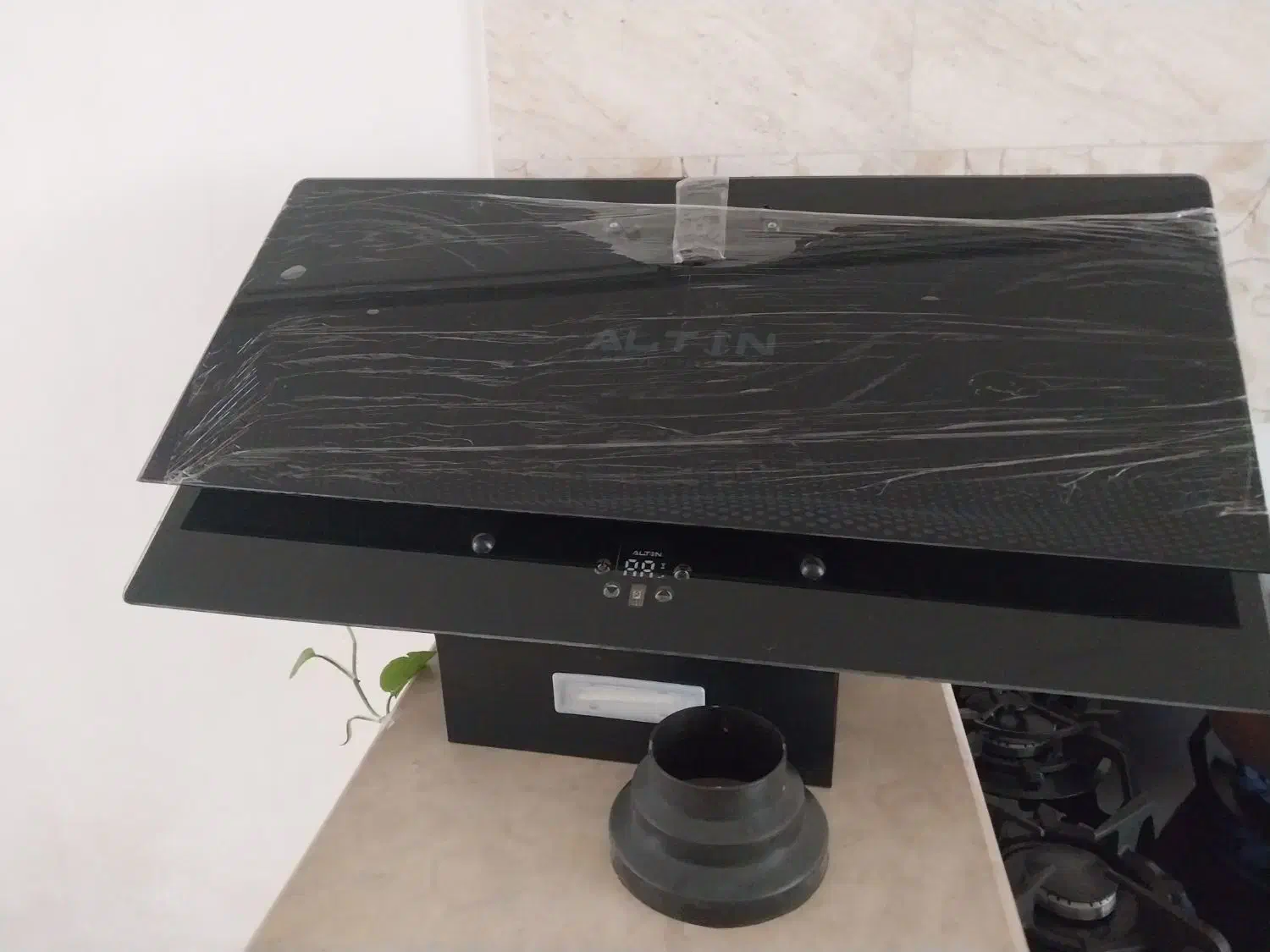 کارنکرده نو|هود|وزینه, |دیوار