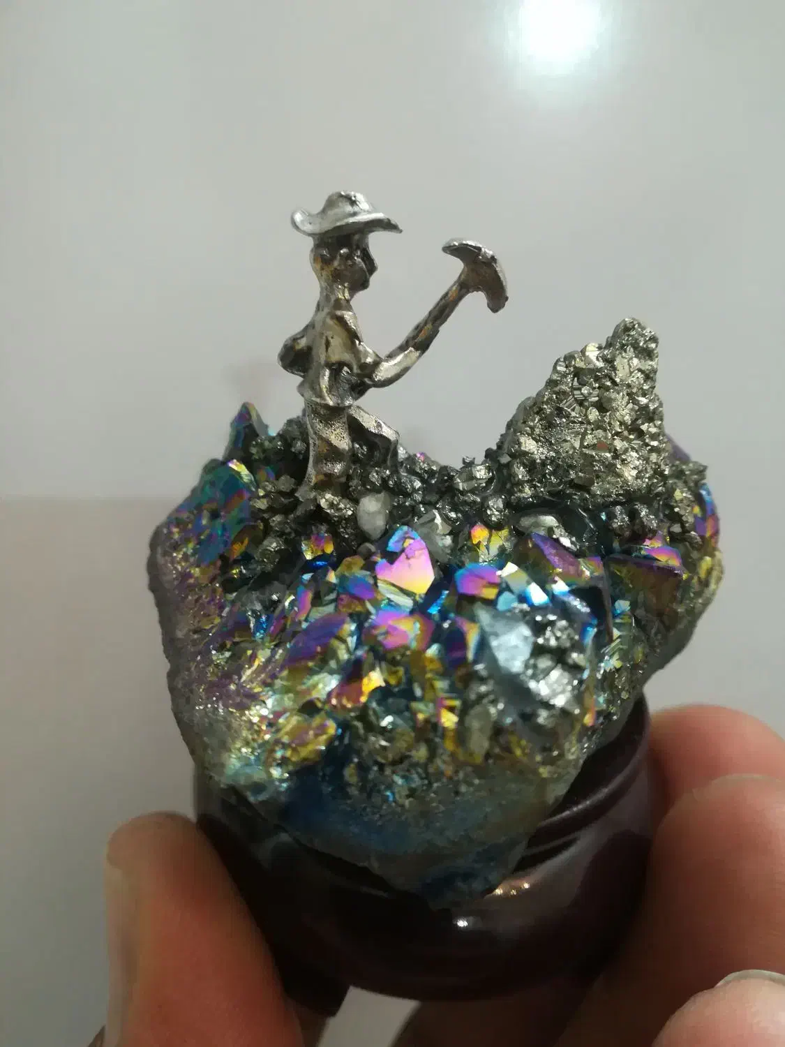 سنگهای زینتی با آدمک معدن کار|کلکسیون اشیاء عتیقه|رفسنجان, |دیوار