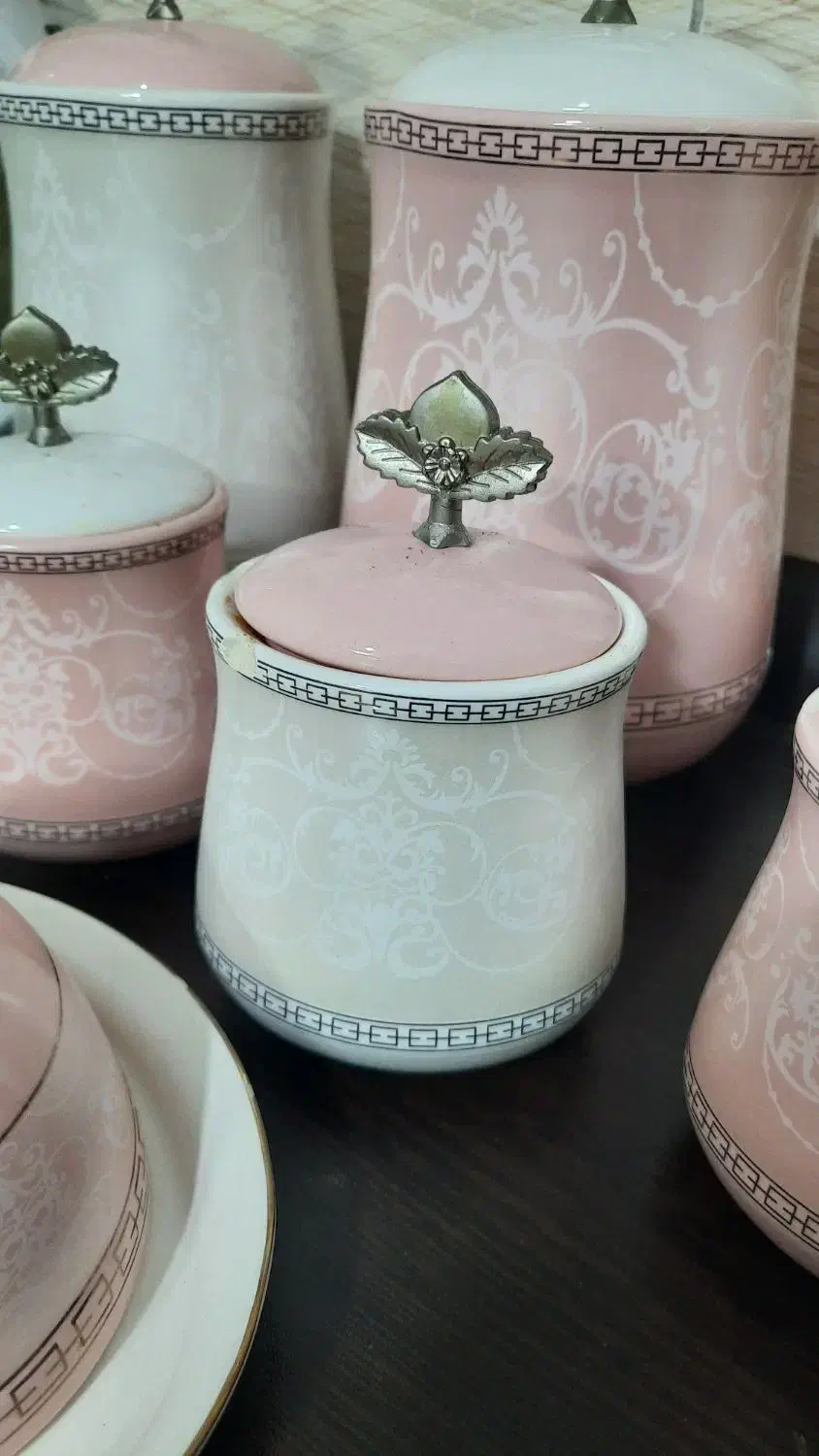 پاسماوری سفید و صورتی|ظروف نگهدارنده، پلاستیکی، یکبارمصرف|مشهد, الهیه|دیوار