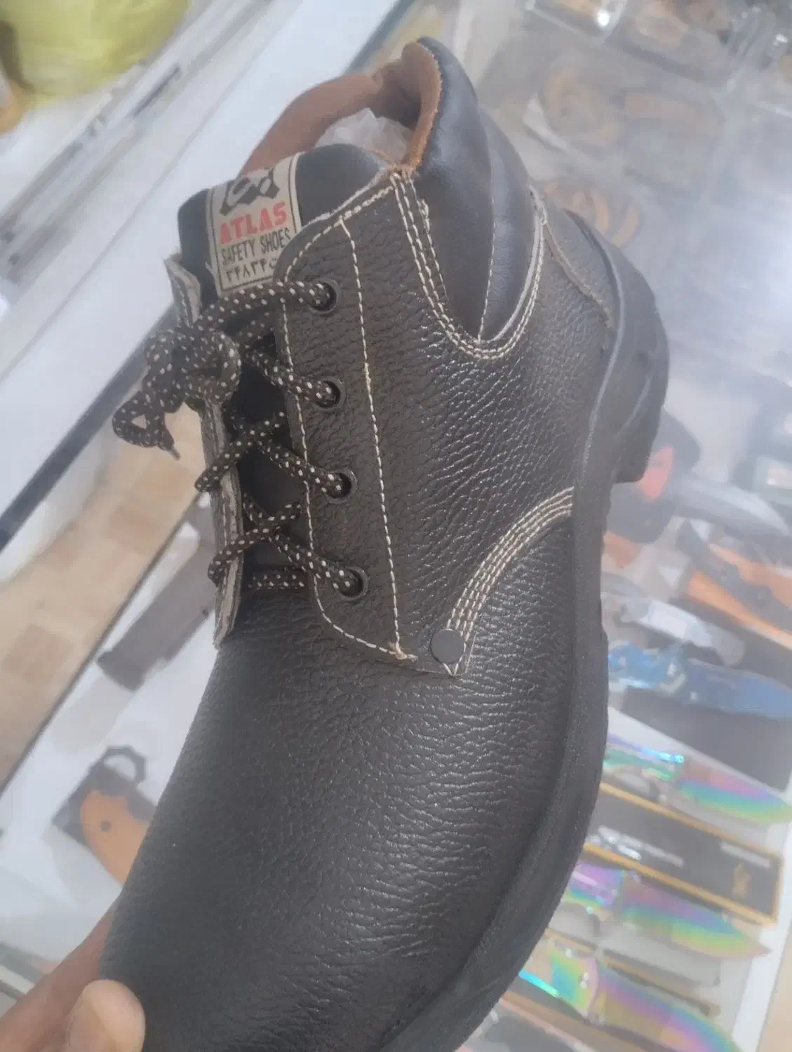 کفش ایمنی فقط سایز ۴۵|کیف، کفش، کمربند|دهلران, |دیوار