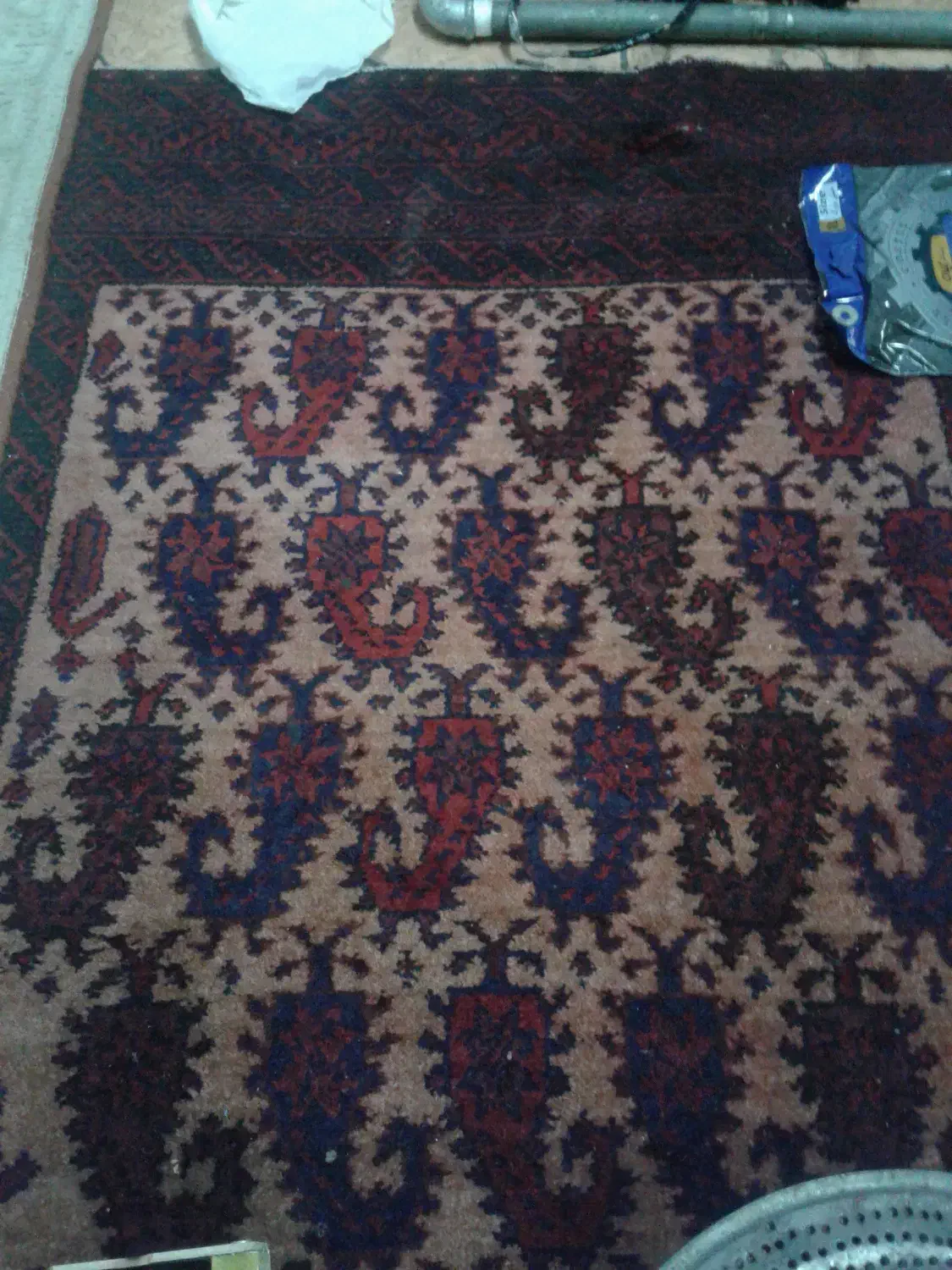 قالی دسباف قدیمی حدود 90 سال حداقل قدمت داره|فرش|تهران, فدک|دیوار