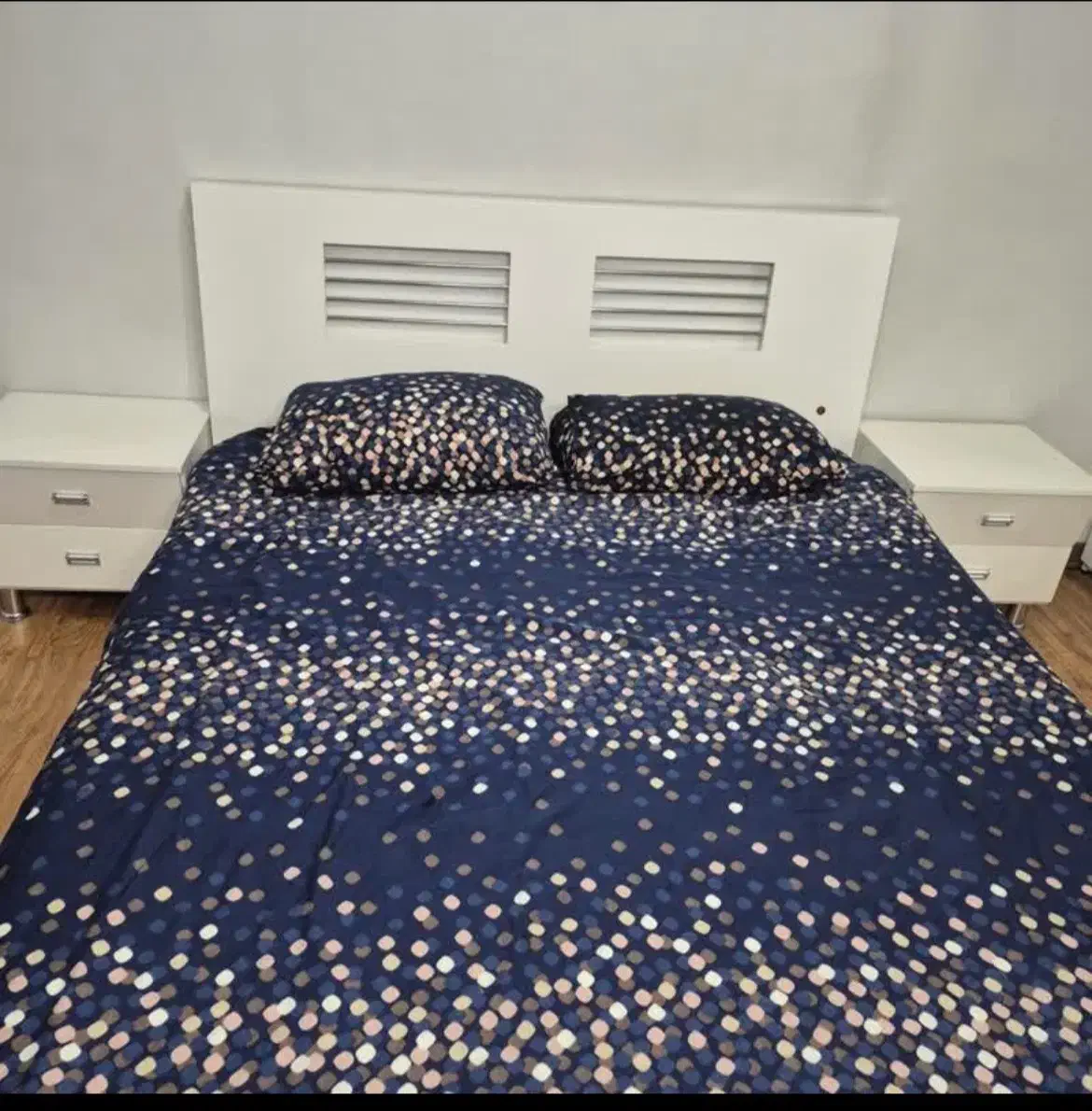 سرویس خواب کامل|تخت و سرویس خواب|شاهین‌شهر, فردوسی|دیوار