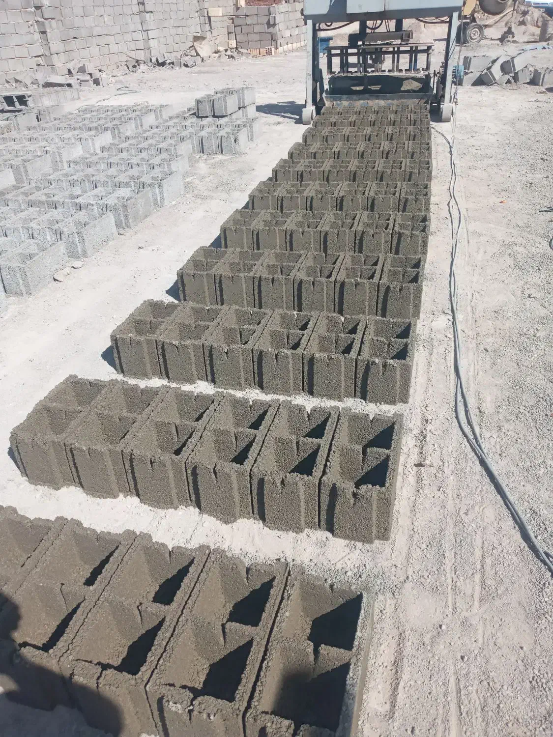 دستگاه بلوک زنی|ماشین‌آلات صنعتی|رفسنجان, |دیوار