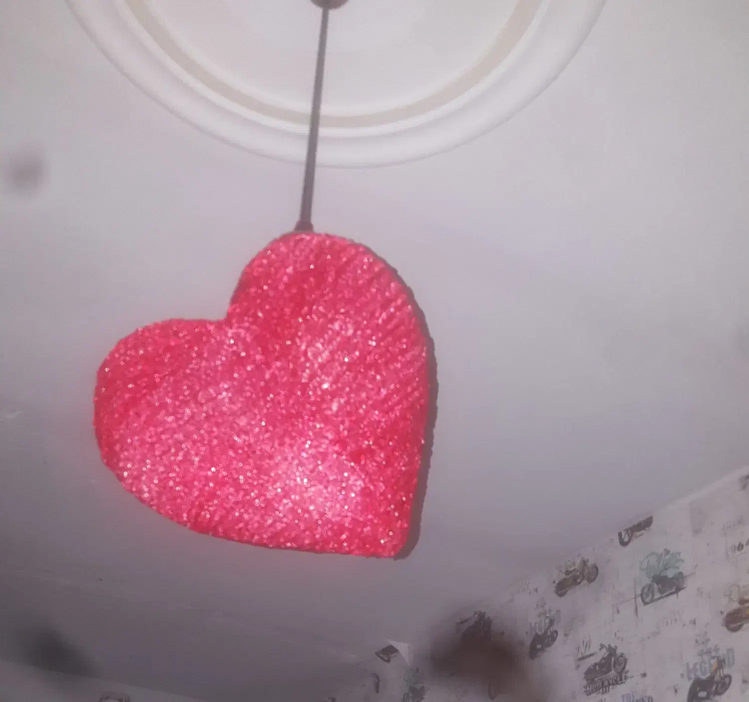 لوستر قلبی|لوستر و چراغ آویز|دماوند, گیلاوند|دیوار