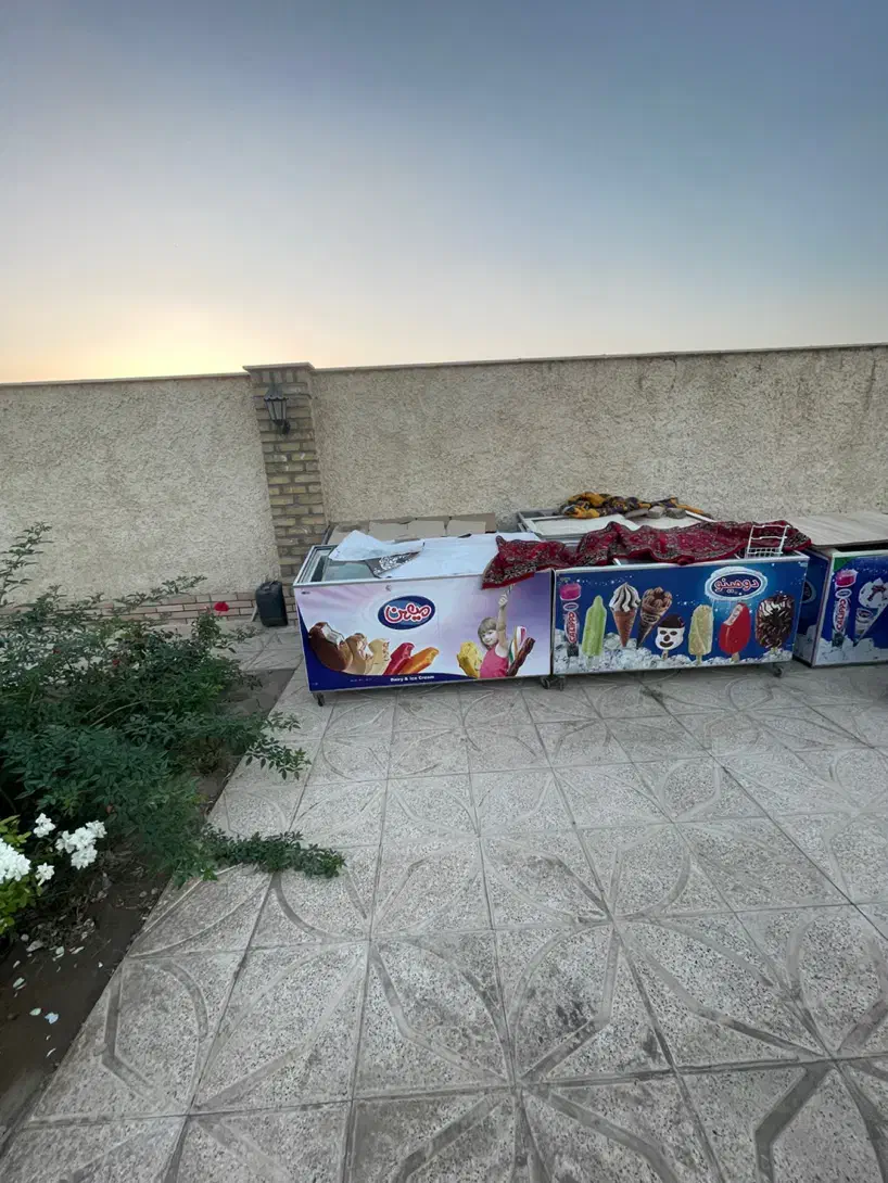 یخچال بستنی|فروشگاه و مغازه|چهارباغ, |دیوار