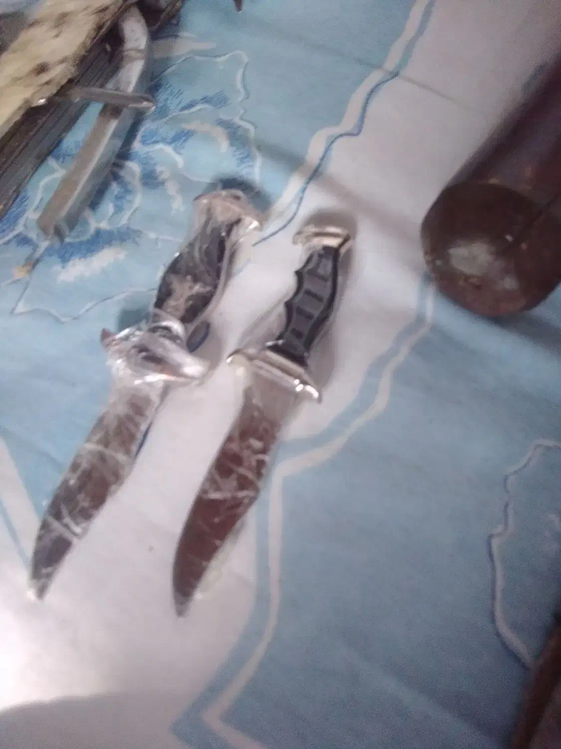 چاقوهای کلکسیونی زینتی|کلکسیون اشیاء عتیقه|آمل, |دیوار