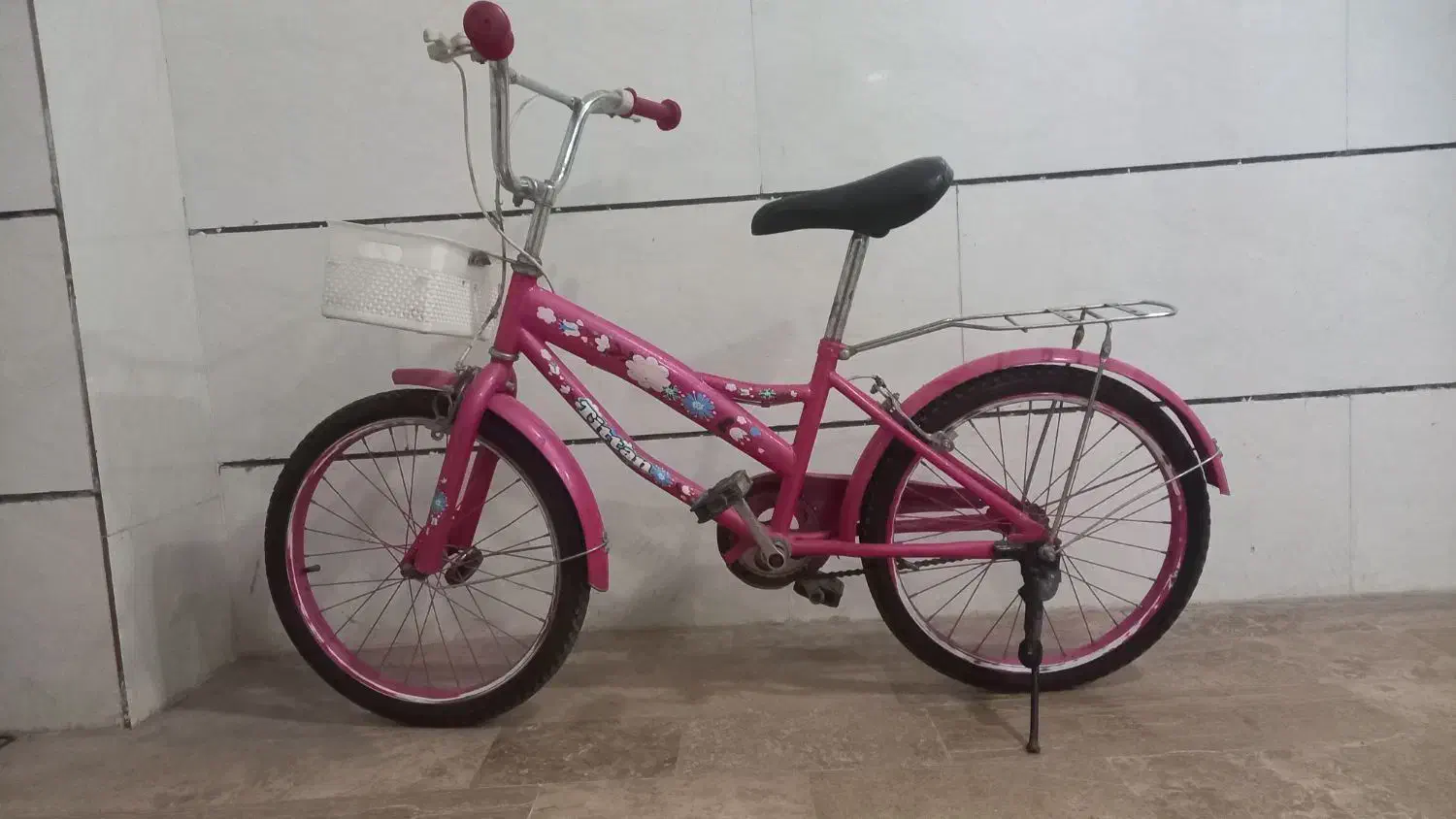 دوچرخه دخترانه ۲۰|دوچرخه، اسکیت، اسکوتر|نسیم‌شهر, |دیوار