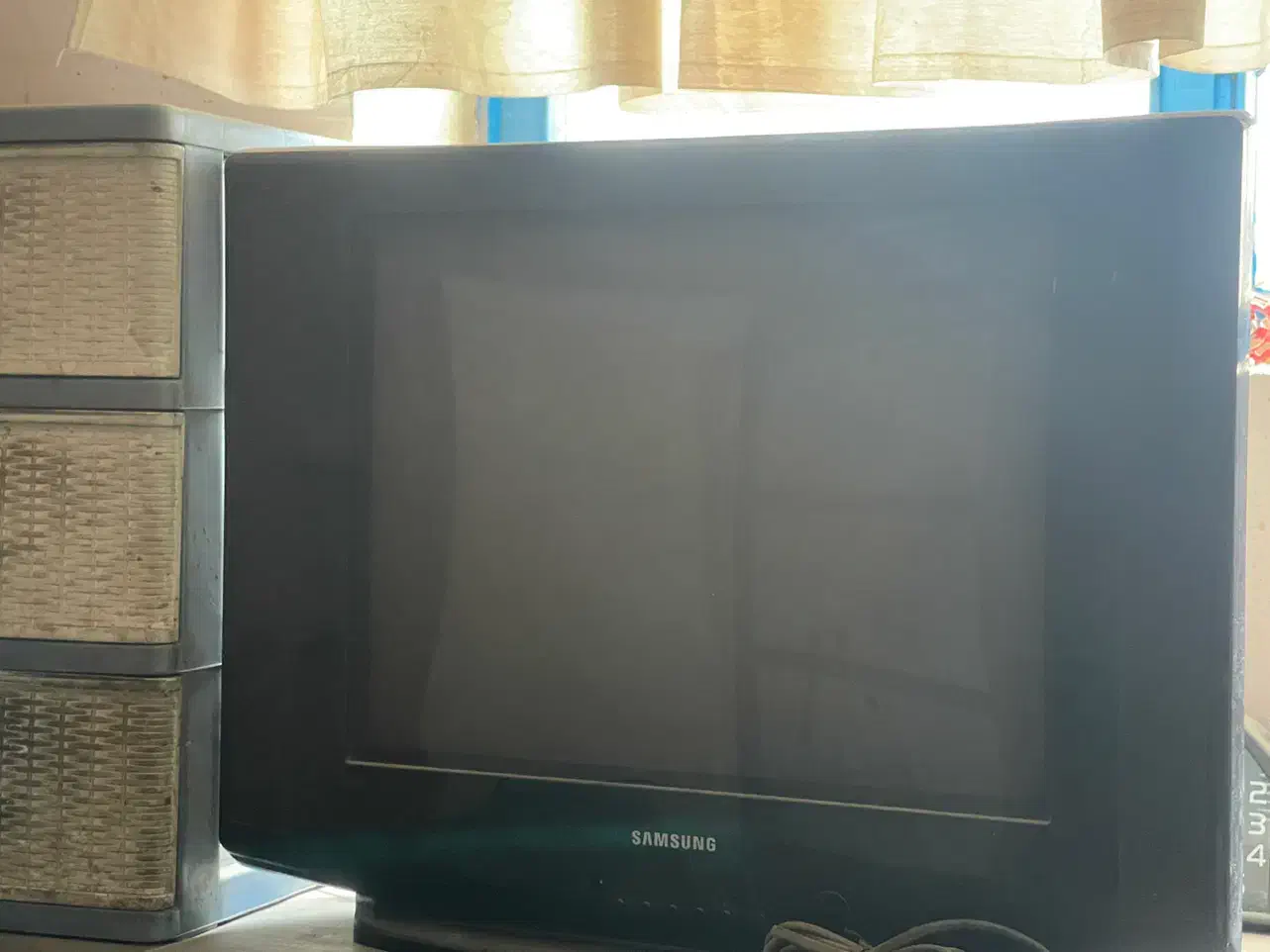 تلویزیون ۲۱|تلویزیون و پروژکتور|تهران, اسکندری|دیوار