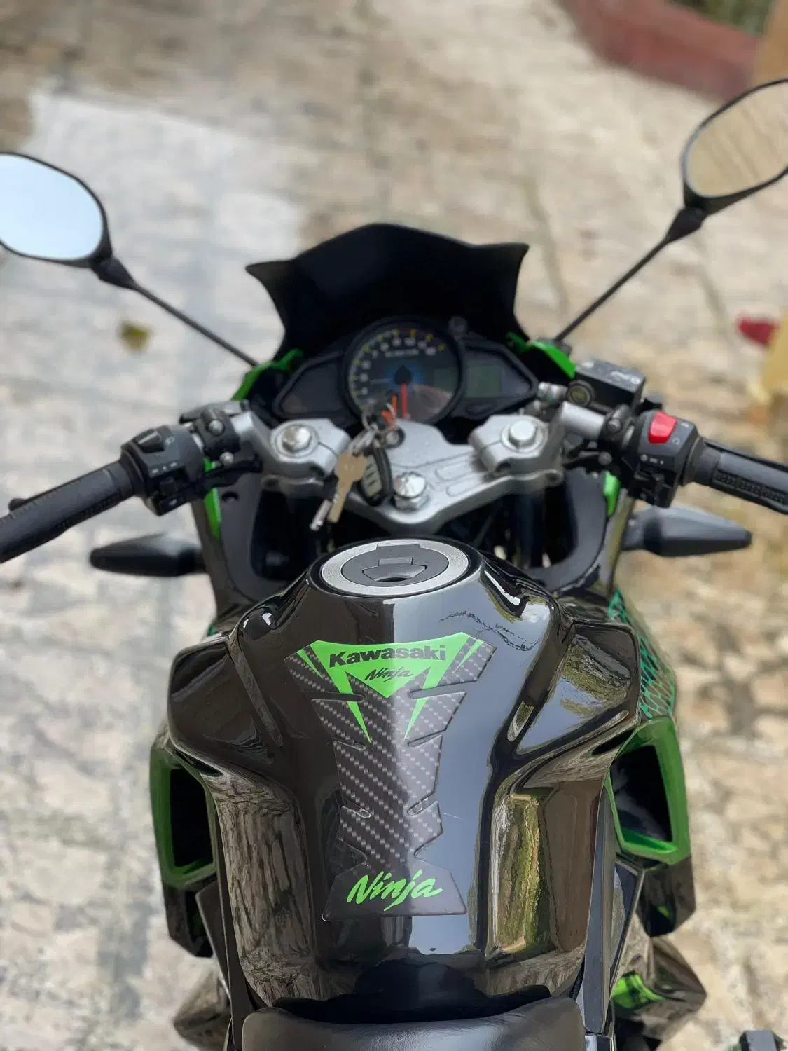 فروش مگلی۲۰۰|موتورسیکلت|لاهیجان, کاروانسرابر|دیوار