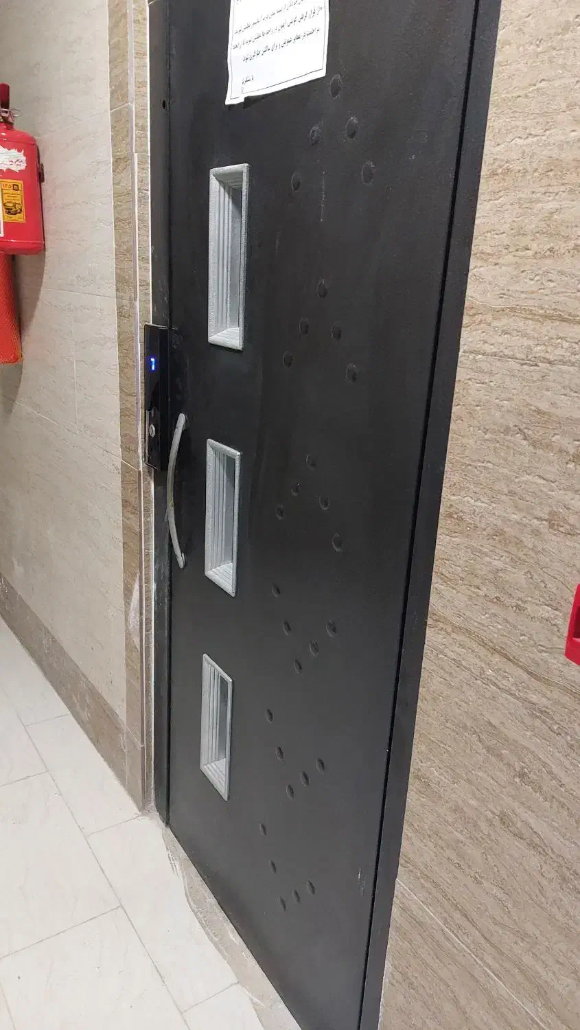 ۸۳ متر غازیان خ طالقانی پلاک ۱|فروش دفتر کار، اتاق اداری، مطب|بندر انزلی, آذربایجان|دیوار