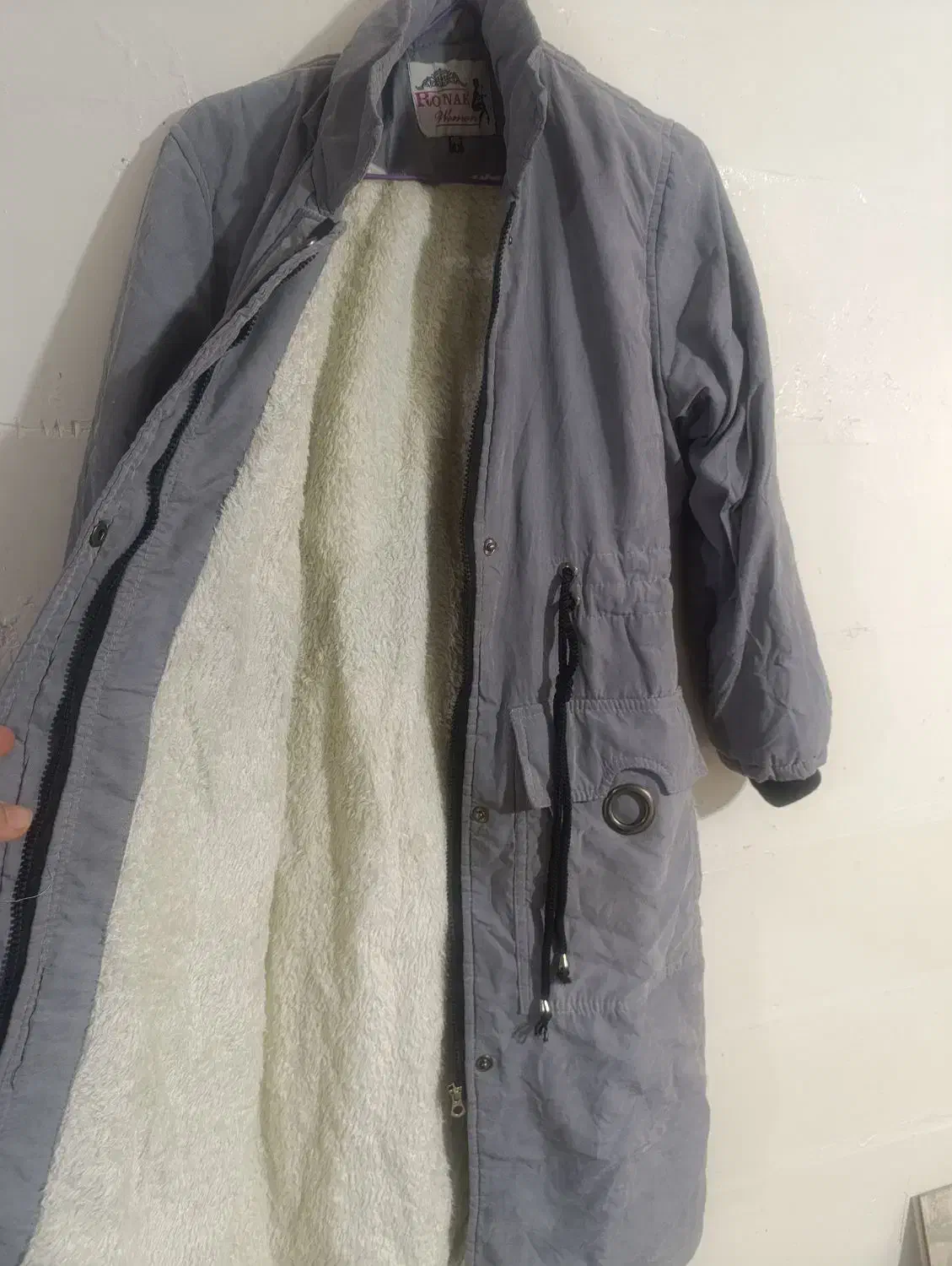 پالتو زمستانی|لباس|مشهد, موعود|دیوار