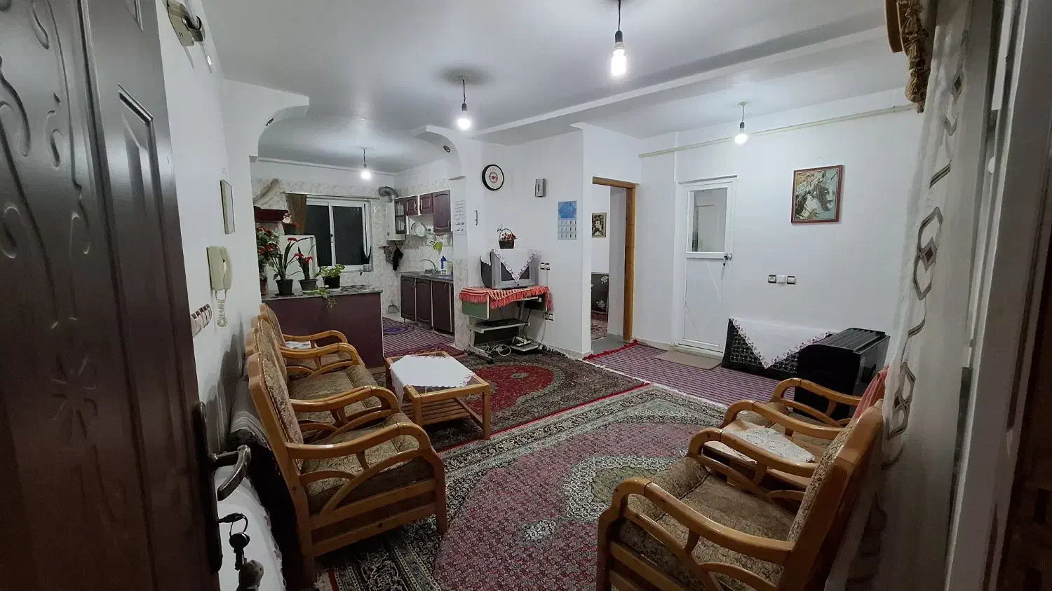 اجاره روزانه سوئیت در شهر املش|اجارهٔ کوتاه‌مدت آپارتمان و سوئیت|املش, |دیوار