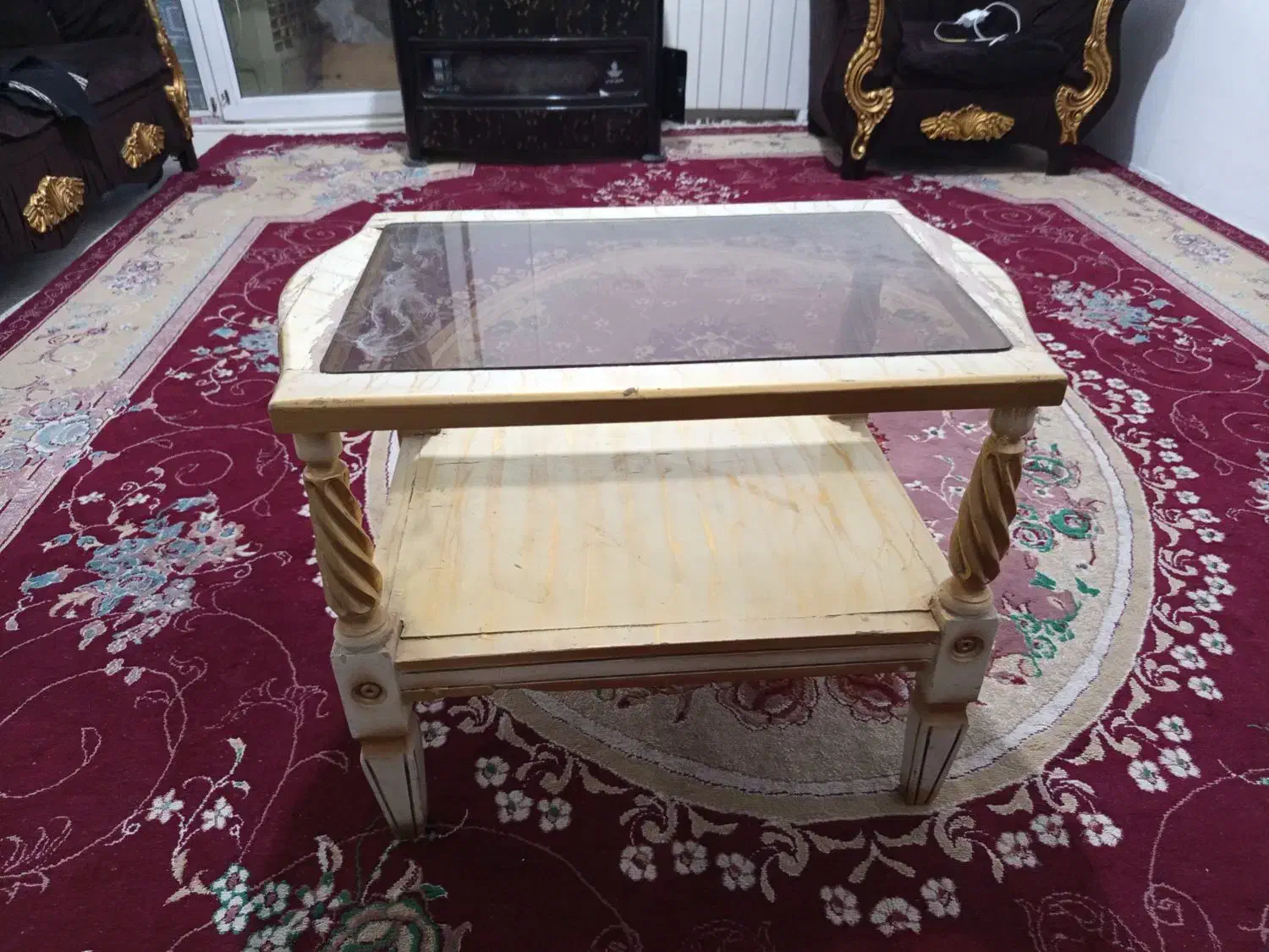 میز تمیز و سالم|مبلمان خانگی و میز عسلی|گلبهار, شهر جدید گلبهار|دیوار