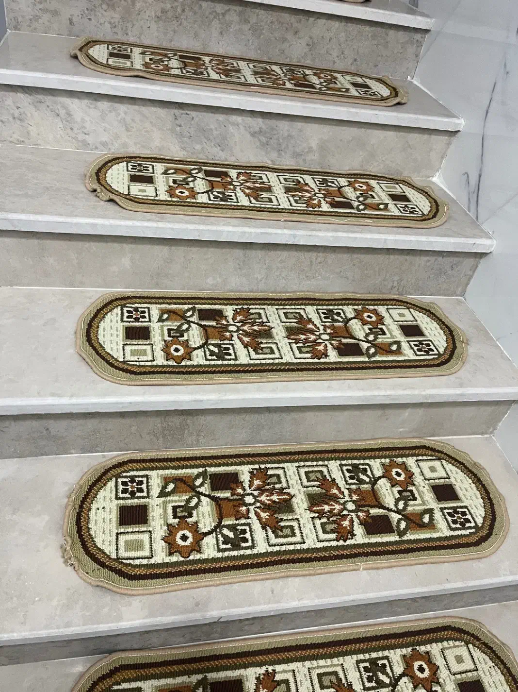 روپله ای کاملا نو|گلیم، جاجیم، گبه|دورود, |دیوار