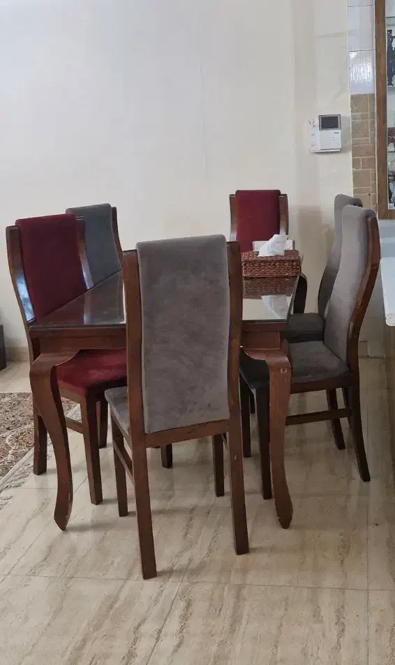 مبل 7 نفره و ناهار خوری 6 نفره. چوب درجه یک|مبلمان خانگی و میز عسلی|تهران, فدک|دیوار