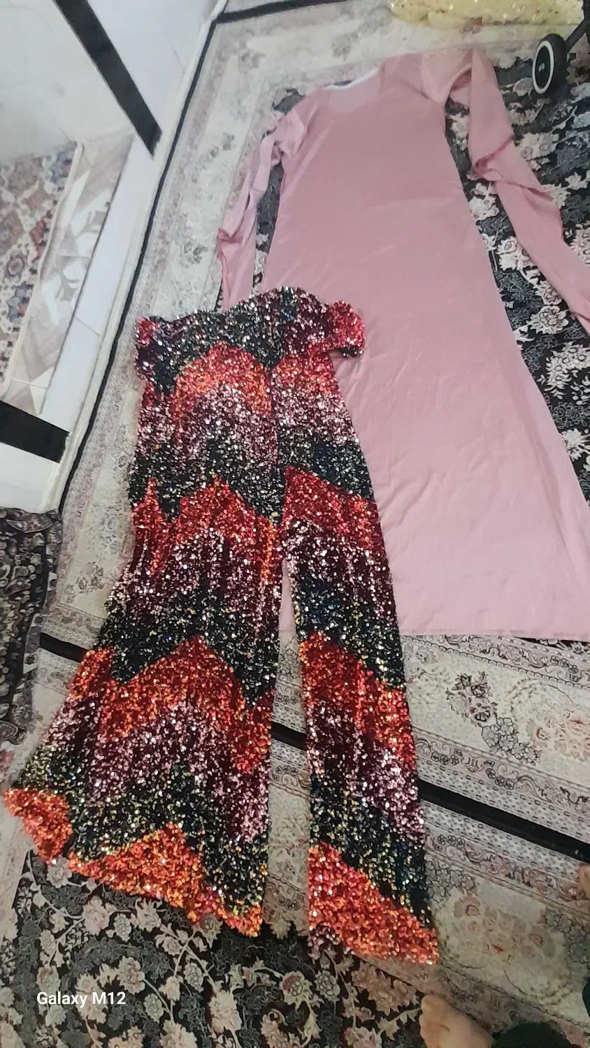 کراس کوا|لباس|سنندج, |دیوار