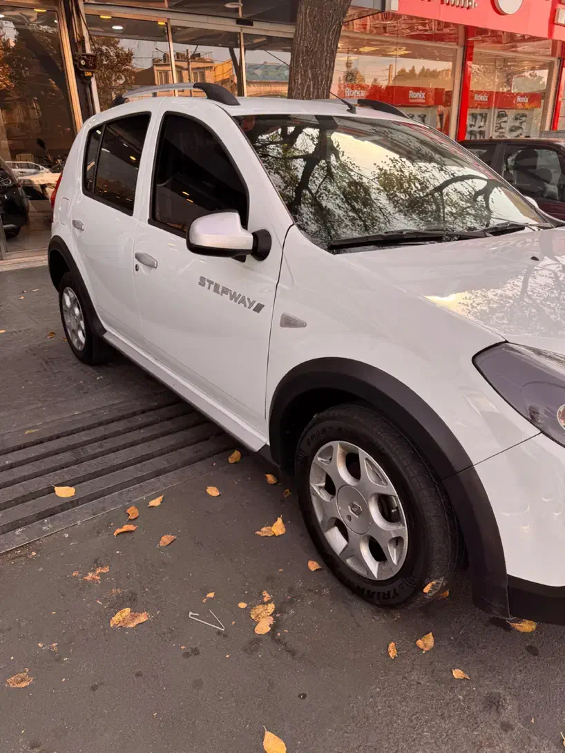 ساندرو استپ وی اتومات مدل ۹۷|خودرو سواری و وانت|سلمان‌شهر, |دیوار