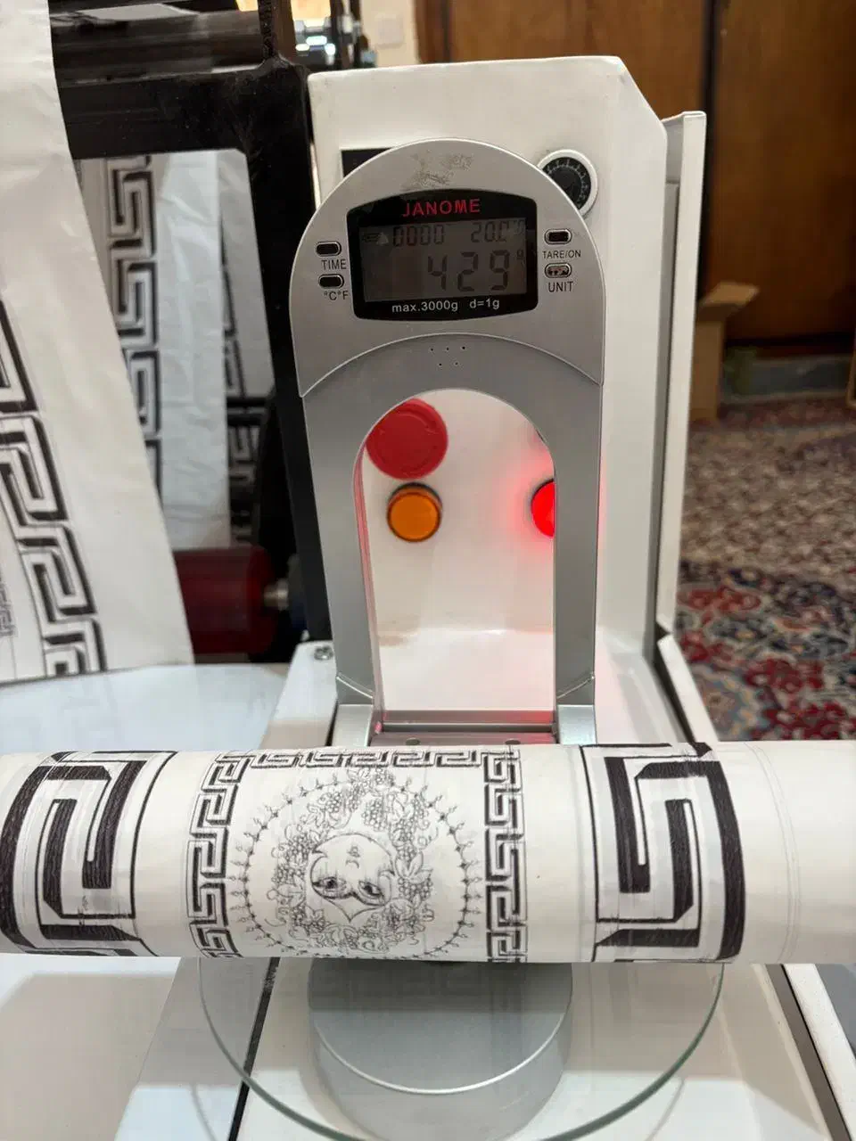 سفره یکبارمصرف|ظروف نگهدارنده، پلاستیکی، یک‌بارمصرف|سرخنکلاته, |دیوار