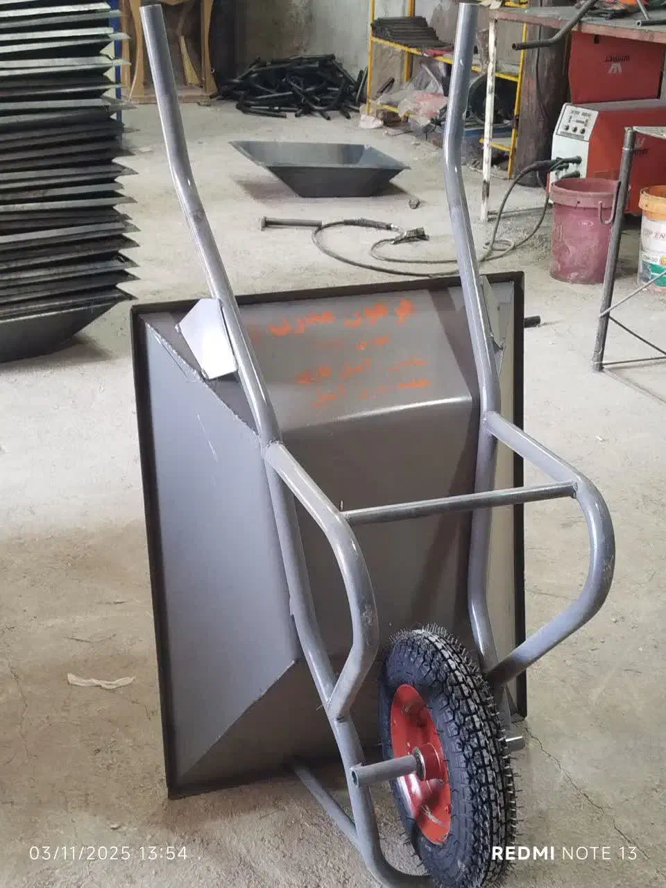 تولیدی فرغون مدرن گاوداری بنایی باغبانی|مصالح و تجهیزات ساختمان|قم, ولیعصر|دیوار