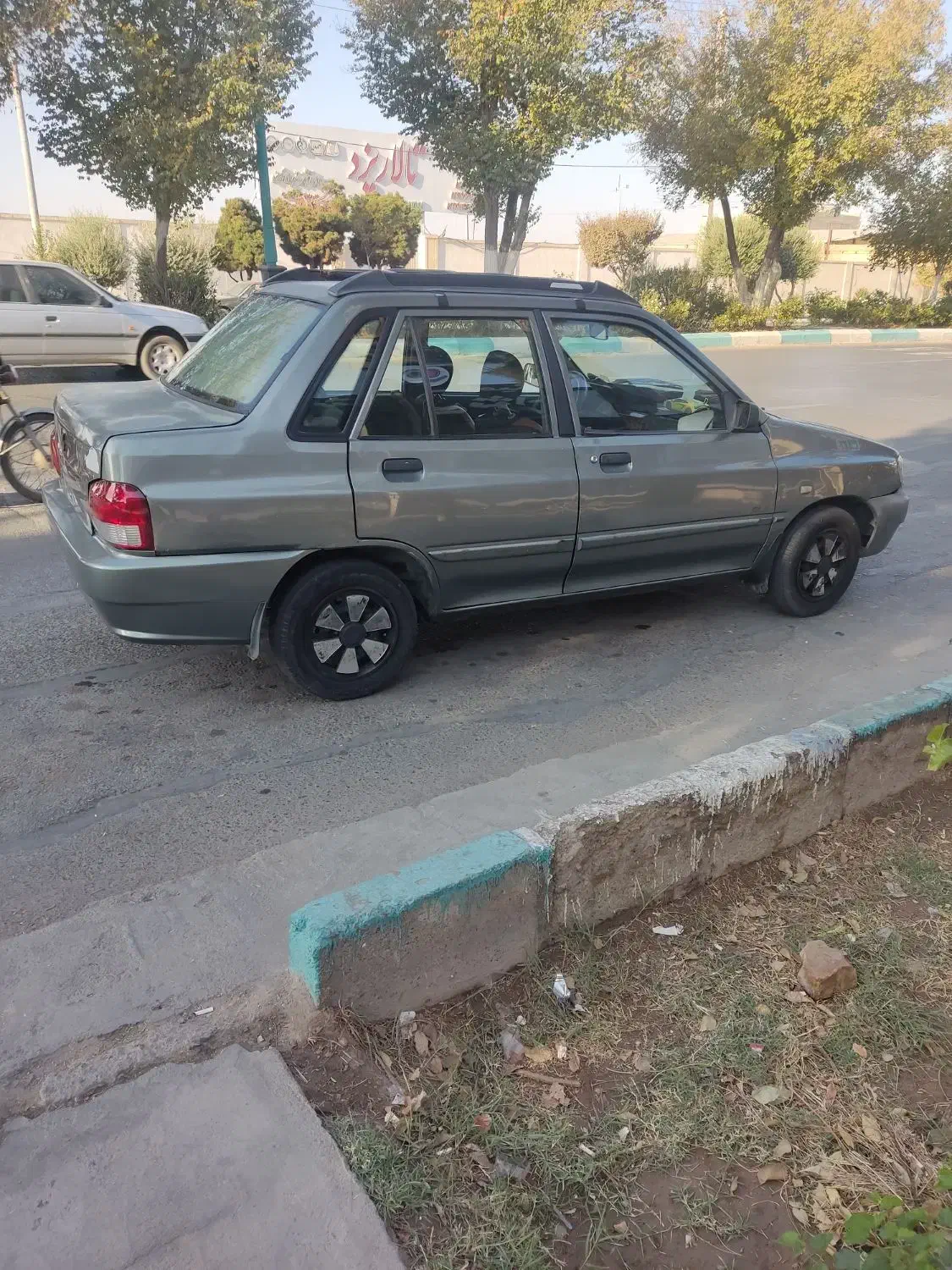 پراید‌سبز‌زیتونی|خودرو سواری و وانت|یزد, |دیوار