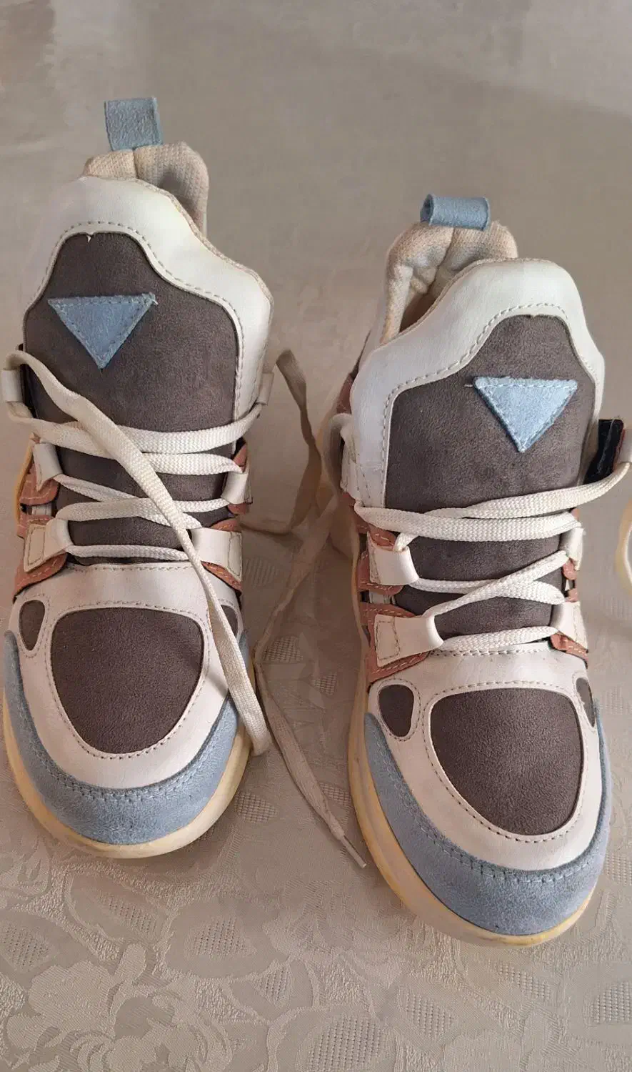 کتونی دخترانه سایز ۳۹|کیف، کفش، کمربند|ساری, |دیوار