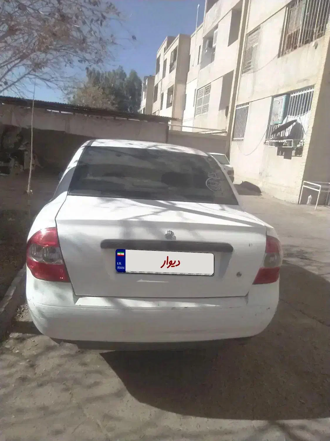 تیبا یک مدل 98 رنگ سفید|خودرو سواری و وانت|زاهدان, |دیوار