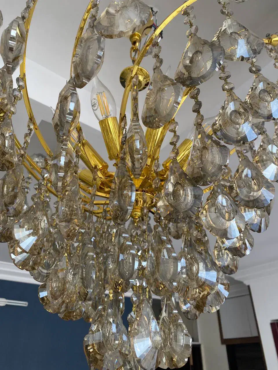 لوستر طلایی در حد نو|لوستر و چراغ آویز|مشهد, سرافرازان|دیوار