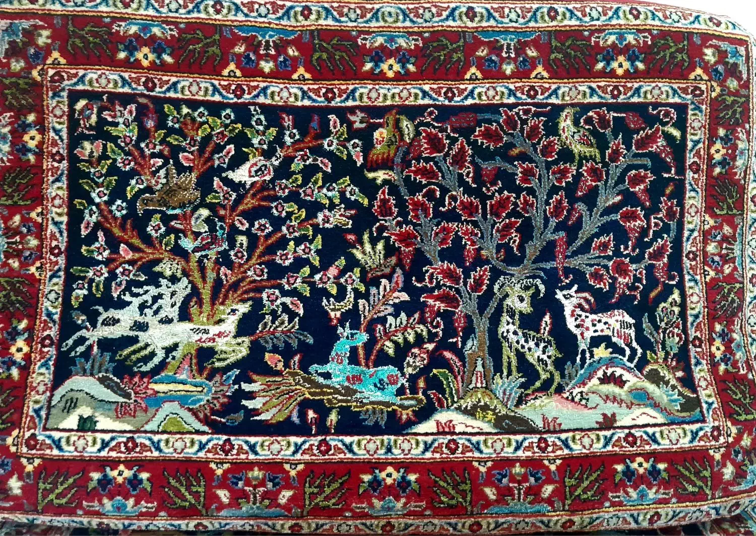 پشتی دست بافت ابریشمی کار شده طرح قدیمی|پشتی|کاشان, فاز ۲ ناجی آباد|دیوار