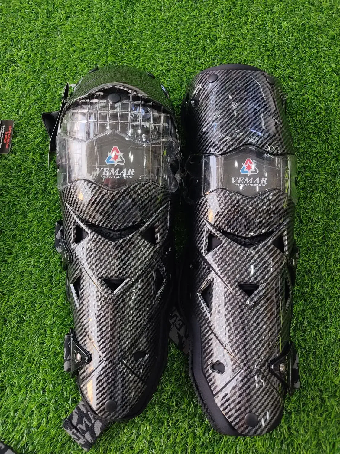 لباس بوت وعینک و تجهیزات ایمنی|تجهیزات ورزشی|کرج, حصارک بالا|دیوار